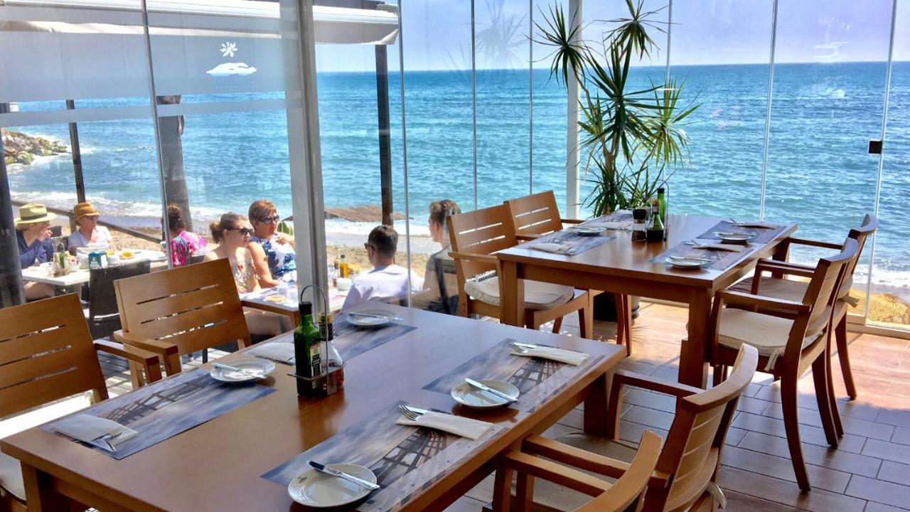 Mi Capricho Beachfront- 3-7 Apartment With Sea Views Sitio de Calahonda Kültér fotó