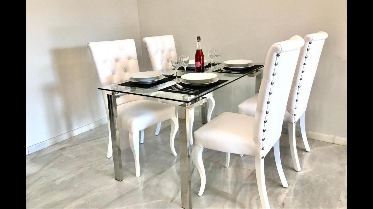 Mi Capricho Beachfront- 3-7 Apartment With Sea Views Sitio de Calahonda Kültér fotó